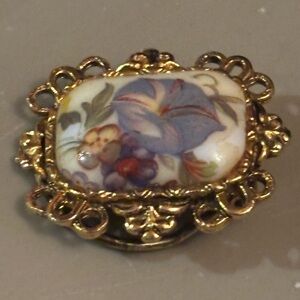 Vintage Gold Tone and Blue Floral Scarf Clip Brooch or Can Be Worn as Pendant